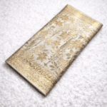 A5 - Majestic White (Gold Petal)